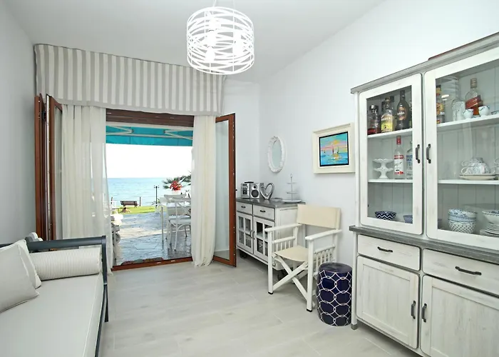 Triton Maisonette By Rentalspro - Fourka * Skála Foúrkas