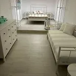 Сasa de vacaciones Triton Maisonette By Rentalspro - Fourka