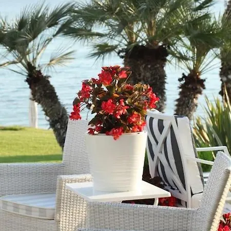 Triton Maisonette By Rentalspro - Fourka Beach *