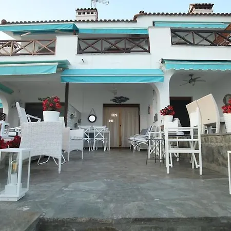 Triton Maisonette By Rentalspro - Fourka Beach 度假居