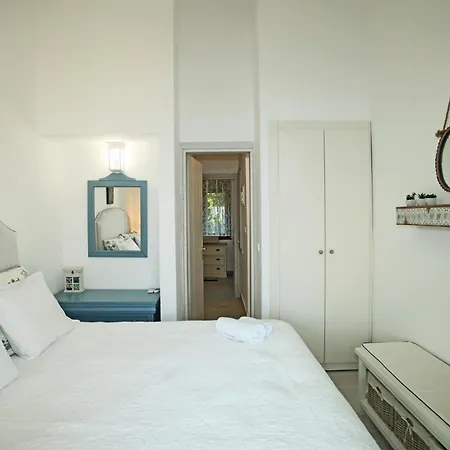 Triton Maisonette By Rentalspro - Fourka Dom wakacyjny Skála Foúrkas