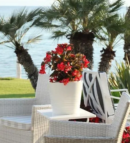 Triton Maisonette By Rentalspro - Fourka Beach *